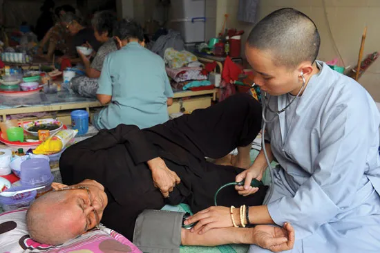 Lòng nhân ái ảnh 5