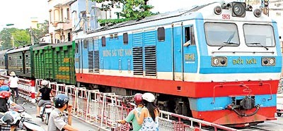 Railway industry holds only one percent of transport market share in Vietnam (Photo: SGGP)