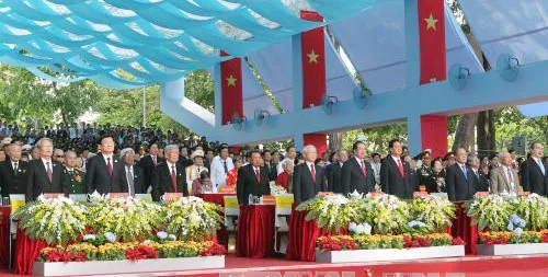 Tổng thuật: Diễu binh, diễu hành kỷ niệm 40 năm Ngày giải phóng miền Nam, thống nhất đất nước