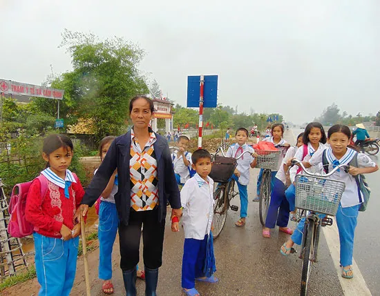 Hơn 10 năm dẫn trò qua quốc lộ