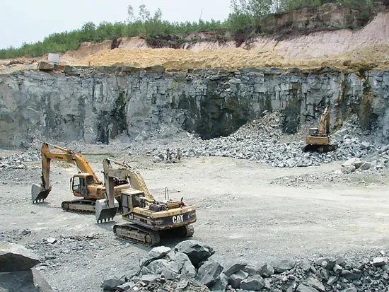 Đá trong sân bay Biên Hòa không dùng trong dự án lấn sông Đồng Nai