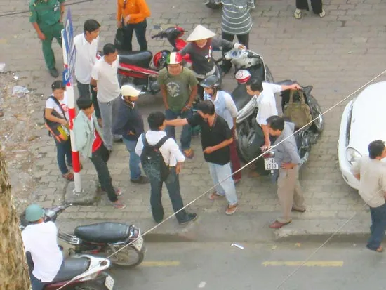 Đánh nhau vì bất cứ lý do gì!