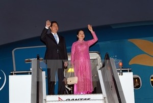 Prime Minister Nguyen Tan Dung and his wife left Hanoi on June 22 for attending the 7th CLMV Summit and the 6th ACMECS in Myanmar. Photo: VNA