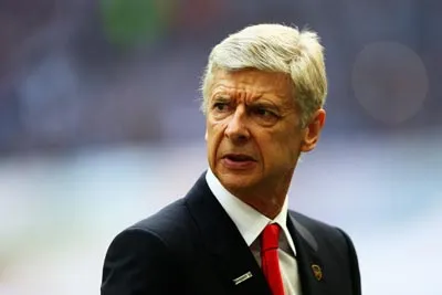 Wenger sẽ chuyển nhượng thông minh ảnh 1