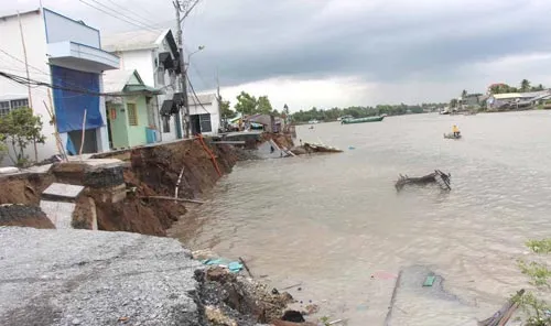 Tìm giải pháp chống sạt lở cho ĐBSCL