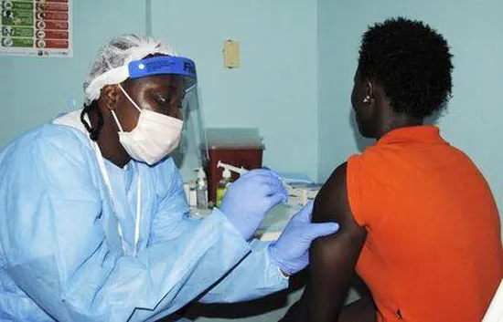 Ebola tái bùng phát ở Tây Phi