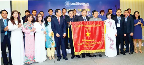 Câu lạc bộ Doanh nhân Sài Gòn: Nơi chia sẻ tri thức và kinh nghiệm làm giàu