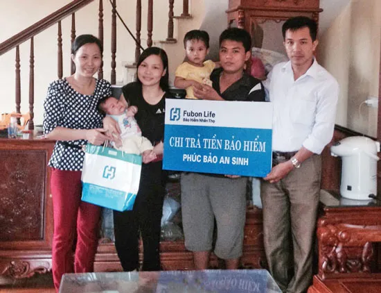 Fubon Life VN giải quyết chu đáo chi trả tiền bảo hiểm cho khách hàng