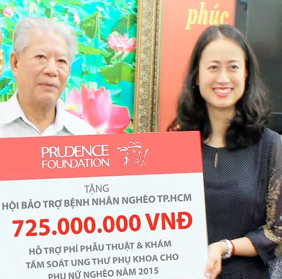 Prudential tặng hơn 5,7 tỷ đồng giúp xây trường học và tầm soát ung thư