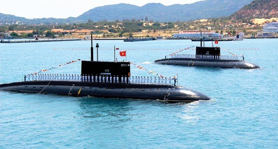 The fourth Russian-built submarine, named HQ-185 Khanh Hoa (Photo: Sggp)