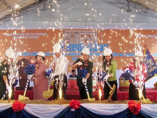 Khởi công xây dựng Làng Cam cho nạn nhân chất độc da cam/ Dioxin