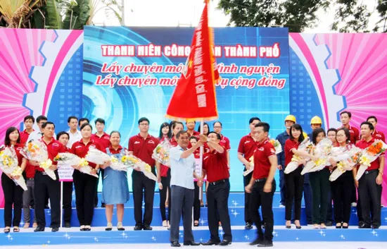 Hơn 40.000 lượt đoàn viên, thanh niên tham gia chiến dịch Kỳ nghỉ hồng 2015