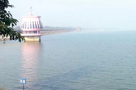 Lãng phí nguồn nước sạch