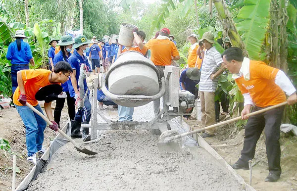 Hậu Giang: Ấp nghèo nhất tỉnh có đường bê tông nông thôn