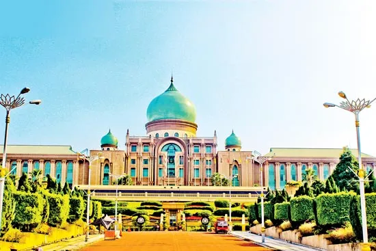 Trải nghiệm hè độc đáo cùng SPSC TOUR: 2 đất nước 1 hành trình