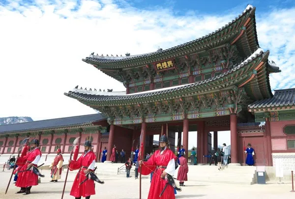 Công bố chiến dịch kích cầu lớn dành cho du khách Việt