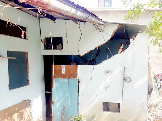 Khu vực kênh Tân Hóa - Lò Gốm: Hết ô nhiễm lại bị lún, nứt