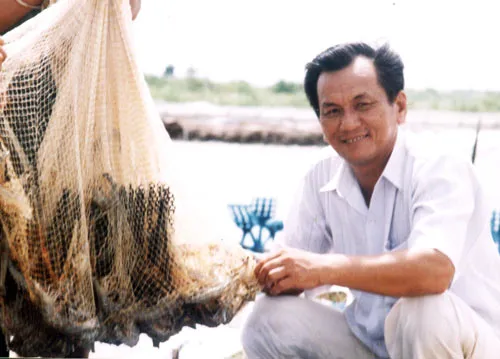 Khởi xướng “nghề” hái ra tiền