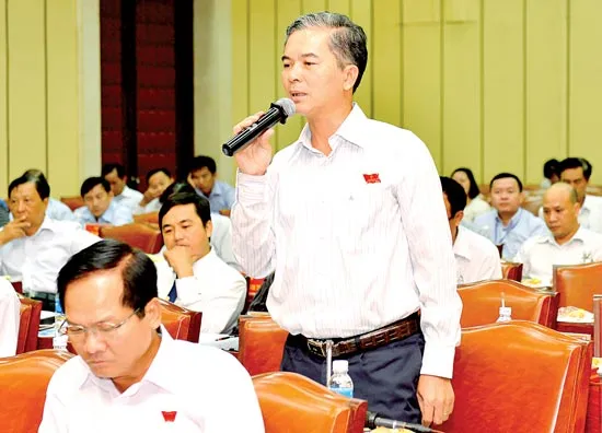 Thu phí xe máy - còn ý kiến trái chiều