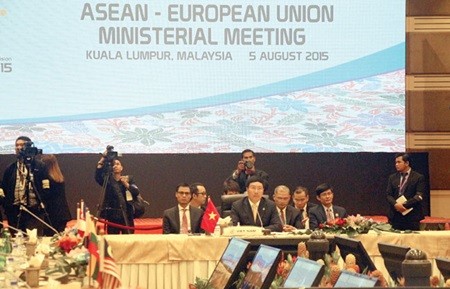Deputy Prime Minister and Minister of Foreign Affairs Pham Binh Minh at the ASEAN-European Union Ministerial Meeting. (Photo: VNA/VNS)