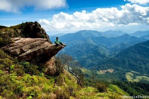 Pha Luong - the rooftop of Moc Chau. Photo: Meogia