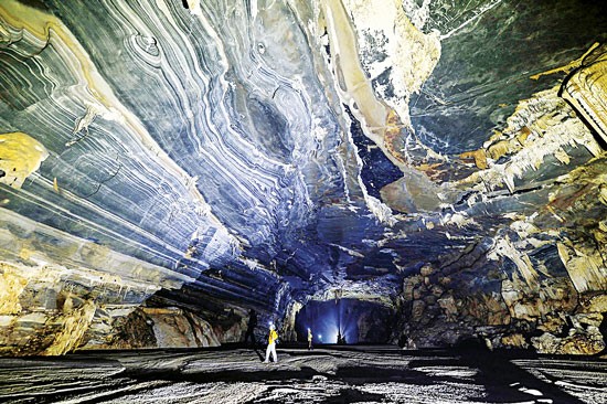 Cave system in Quang Binh attracts travelers at home and abroad.