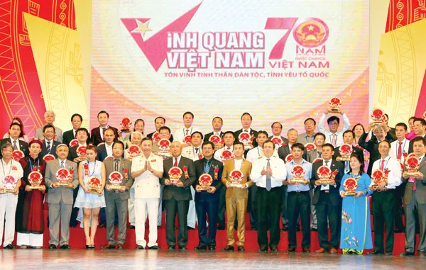 Tăng cường sự lãnh đạo của Đảng, phát huy sức mạnh tổng hợp, làm tốt hơn nữa công tác bảo vệ an ninh quốc gia, giữ gìn trật tự, an toàn xã hội