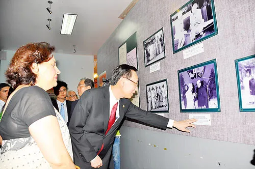 Triển lãm “Ấn Độ - Việt Nam: Vì hòa bình và phát triển”