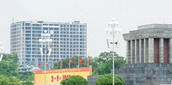 Dự án 8B Lê Trực: Chỉ xây quá 1 tầng so với giấy phép?