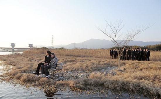 A footage of 'Love Exposure' film is directed by Sono Sion.