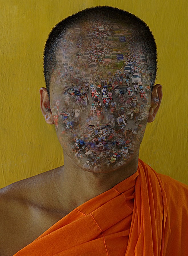 A photo from the “Who are we” series (Photo:dodho.com)