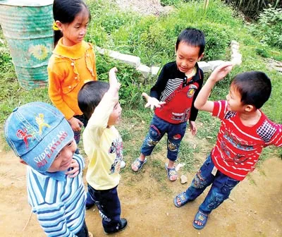 Hỗ trợ sinh con gái một bề - liệu có khả thi?