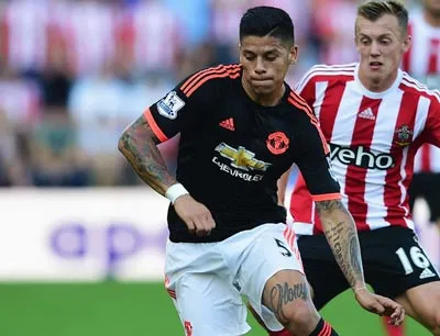 Van Gaal can thiệp vụ Rojo ảnh 1