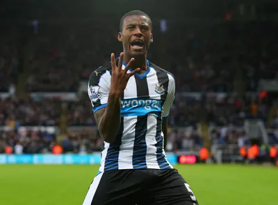 Wijnaldum chứng tỏ giá trị ảnh 1