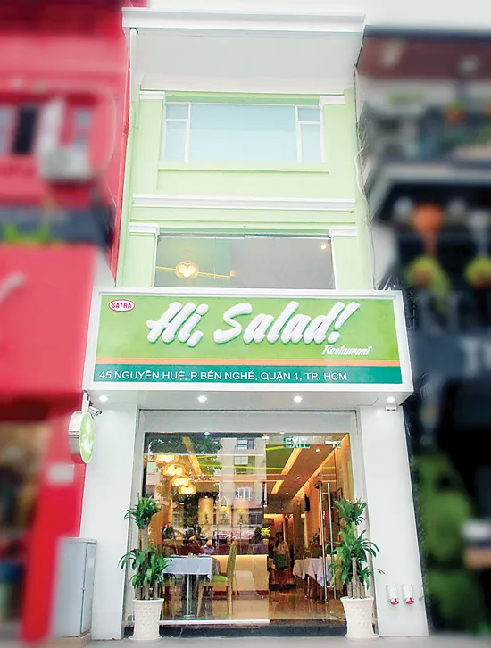 Hi, Salad!: Nhà hàng “xanh” trên phố đi bộ