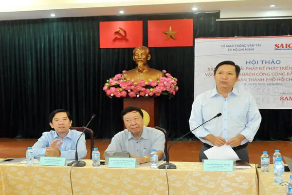 Bàn về các giải pháp phát triển hệ thống vận tải hành khách công cộng TPHCM