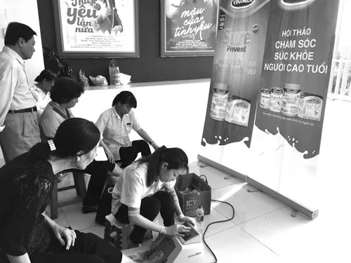 Vinamilk đồng hành cùng người cao tuổi