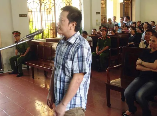 Đối tượng “châm ngòi” vụ án nguyên đại úy CSGT bắn chết thượng cấp lãnh 3 năm tù