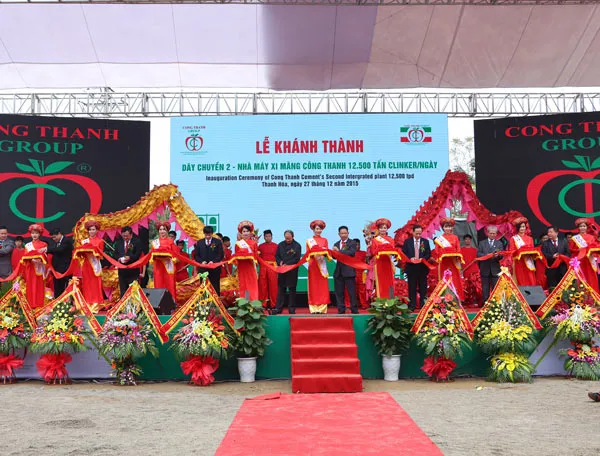 Khánh thành dây chuyền sản xuất xi măng lớn nhất Việt Nam