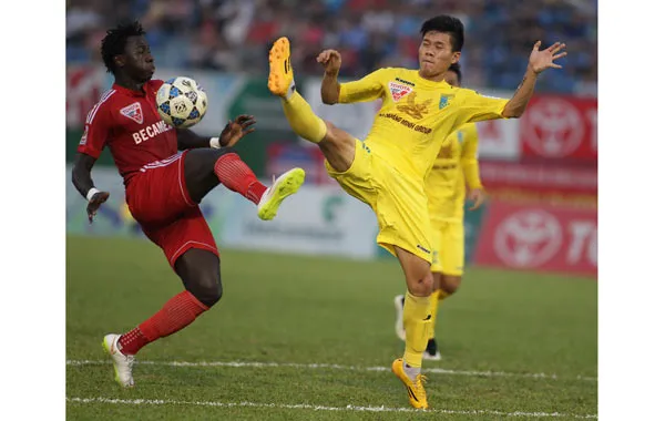 Trận Siêu Cúp 2015 sẽ đá ở sân trung lập ảnh 1