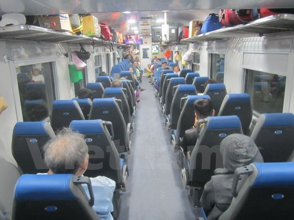 The trains' interior is equipped with modern and comfortable facilities. (Source: VNA)