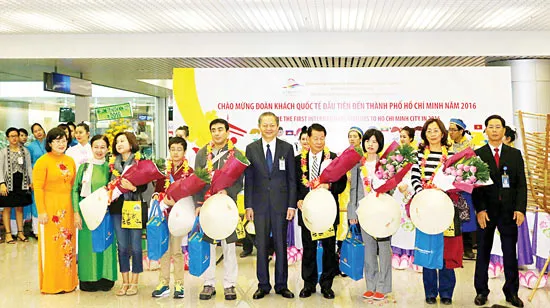 Chào khách xông đất