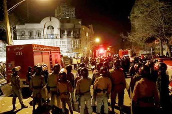 Iran: Biểu tình tấn công Đại sứ quán Saudi Arabia ở Tehran ảnh 2