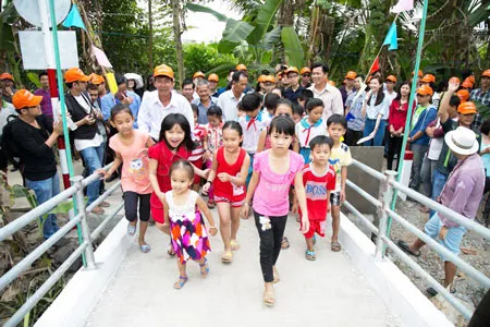 Ngàn tấm lòng giúp bà con xứ dừa