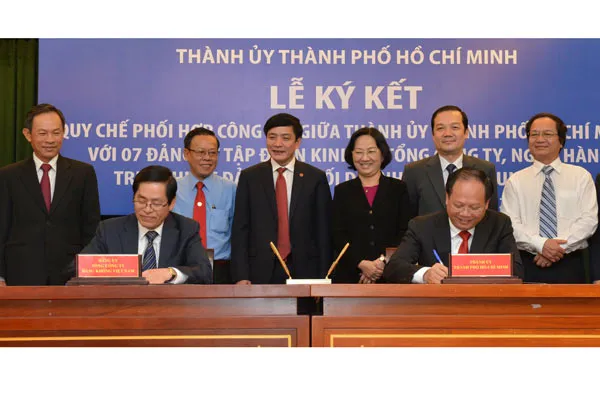 Thành ủy TPHCM ký quy chế phối hợp với 7 đảng ủy tập đoàn kinh tế, ngân hàng lớn