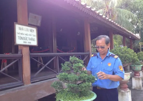 Thăm nơi lưu giữ tuổi thơ của Bác Tôn