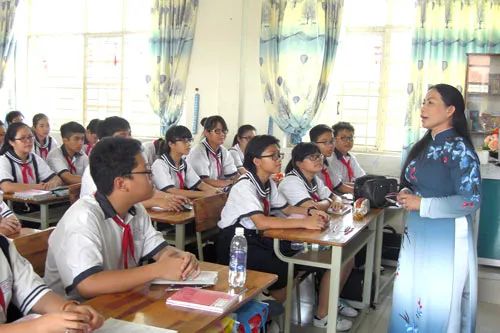 Thưởng tết cho giáo viên ở TPHCM - Gói ghém để có mức thưởng khá