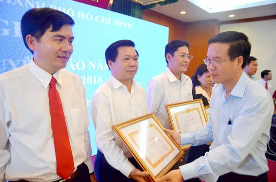 Tăng đối thoại, giảm bức xúc