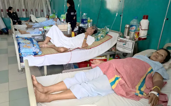 Y tế cơ sở - hết tách, lại nhập