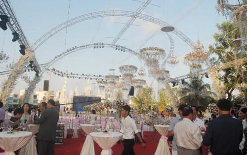 Đại gia Đất Mũi bỏ ra trên 14 tỉ đồng tổ chức “siêu” đám cưới cho con